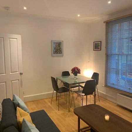 לונדון Beautiful One Bedroom Flat In The Heart Of Notting Hill Gate מראה חיצוני תמונה